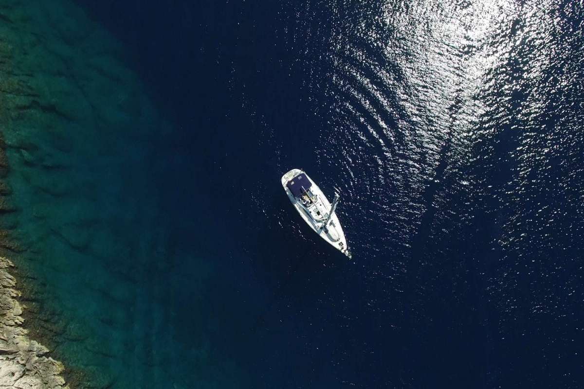 sailboat-2133663